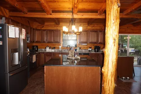 Kitchen - 136 Deer Trl, Searcy, AR 72143 photo 2 of 3