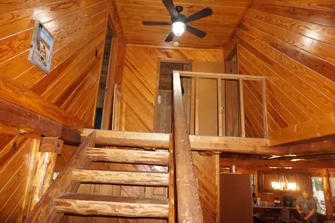 Entry Way - 136 Deer Trl, Searcy, AR 72143 photo 2 of 2