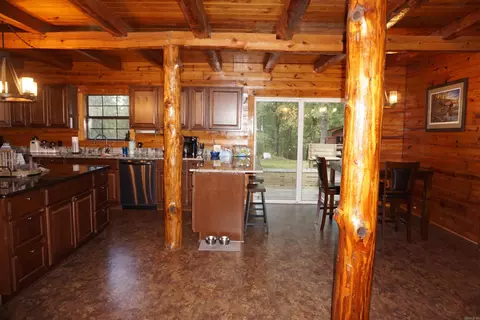 Kitchen - 136 Deer Trl, Searcy, AR 72143 photo 1 of 3