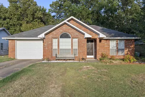 Exterior - 2200 Rainbow Rd, Conway, AR 72032 photo 1 of 5