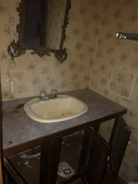 616 Section Line St, Malvern, AR 72104 photo 6