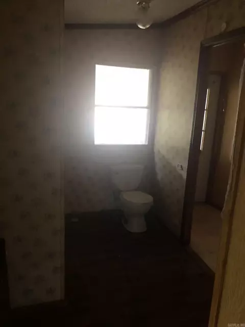 616 Section Line St, Malvern, AR 72104 photo 5