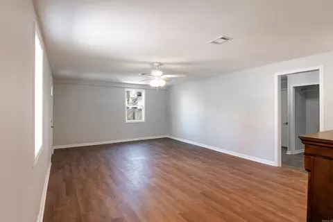 105 E Pike St, Des Arc, AR 72040 photo 8