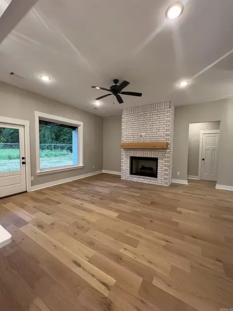 3867 Spencer Crossing Dr, Benton, AR 72019 photo 6