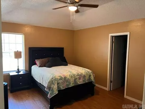 2106 Sugar Creek Dr, Conway, AR 72034 photo 4