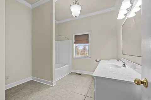 Bath - 115 Porter Loop, Searcy, AR 72143 photo 6 of 6