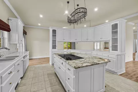 Kitchen - 115 Porter Loop, Searcy, AR 72143 photo 1 of 4