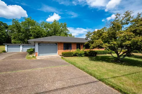 1718 Thomas Rd, Benton, AR 72019 photo 1