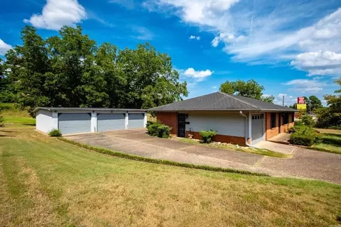 1718 Thomas Rd, Benton, AR 72019 photo 4