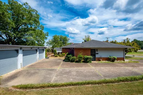 1718 Thomas Rd, Benton, AR 72019 photo 6