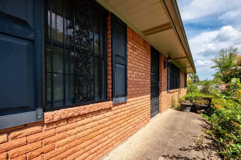 1718 Thomas Rd, Benton, AR 72019 photo 16