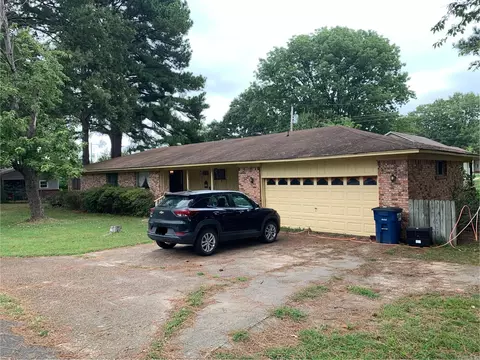 1002 N Holly St, Beebe, AR 72012 photo 1
