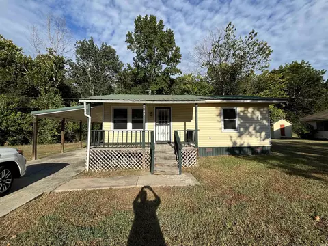 705 S 10th St, Heber Springs, AR 72543