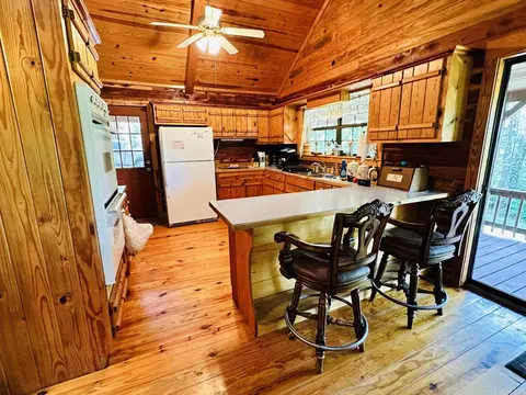 Kitchen - 52 Apple Tree Ln, Melbourne, AR 72556 photo 1 of 1