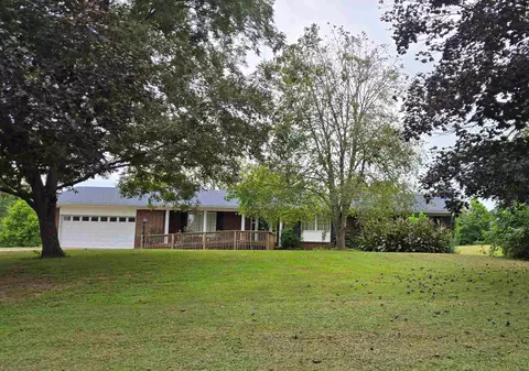 39 S Cammack St, Evening Shade, AR 72532