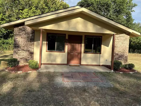 707 S 10th St, Heber Springs, AR 72543
