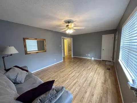1816 Harmon Dr, Benton, AR 72015 photo 6
