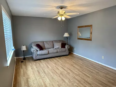 1816 Harmon Dr, Benton, AR 72015 photo 4