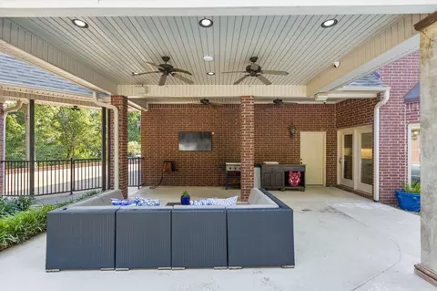Other - 1202 Windsor Ct, Benton, AR 72019 photo 11 of 13