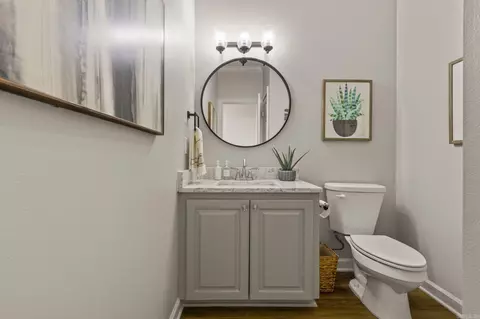 Bath - 1202 Windsor Ct, Benton, AR 72019 photo 1 of 6