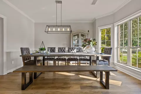 Dining - 1202 Windsor Ct, Benton, AR 72019 photo 2 of 2