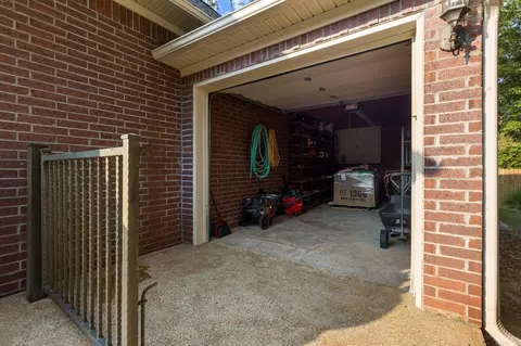 Other - 1202 Windsor Ct, Benton, AR 72019 photo 10 of 13