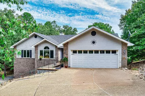 12 Biarritz Ln, Hot Springs Village, AR 71909