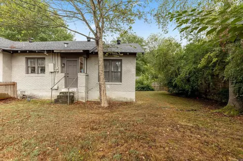 Exterior - 225 E Conway St, Benton, AR 72015 photo 6 of 8