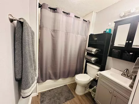Bath - 105 Browns, Trumann, AR 72472 photo 1 of 1