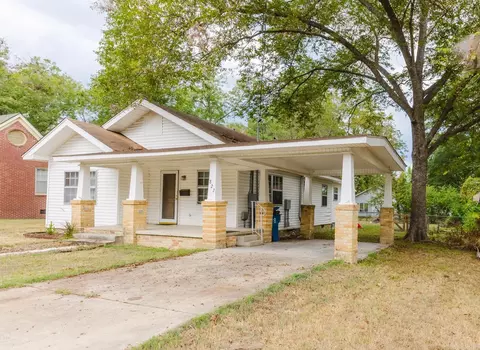 822 Pine Bluff St, Malvern, AR 72104 photo 2