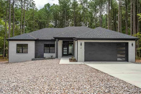 37 Mandarina Dr, Hot Springs Village, AR 71909