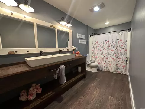 Bath - 95 Pryor Mountain Dr E, Quitman, AR 72131 photo 3 of 4
