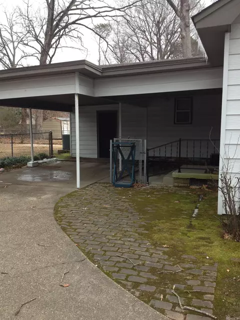 2211 W 36th, Pine Bluff, AR 71603 photo 8