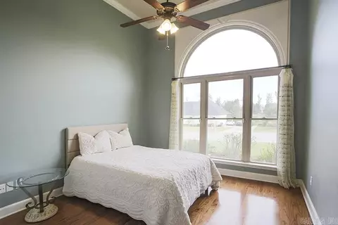 Bedroom - 7202 Worth Ave, Benton, AR 72019 photo 4 of 10