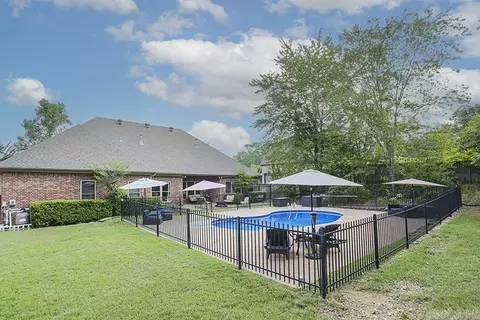 Exterior - 7202 Worth Ave, Benton, AR 72019 photo 7 of 10