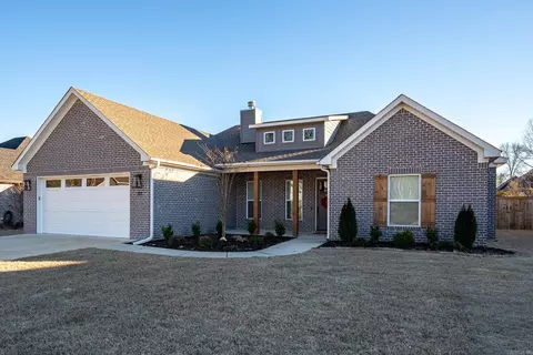 713 Dawsons Pointe Ave, Bryant, AR 72022 photo 2