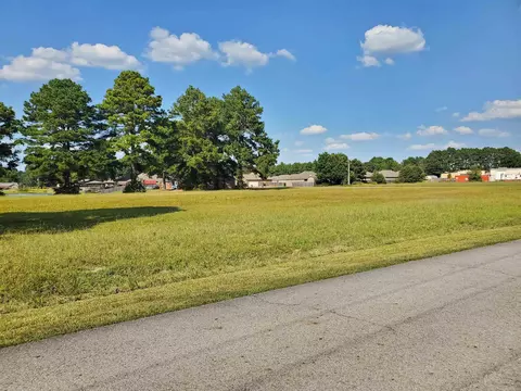 314-320 Campbell Dr, Beebe, AR 72012