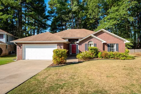 24 Laver Cir, Little Rock, AR 72210
