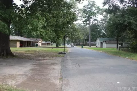 3101 S Ash St, Pine Bluff, AR 71603 photo 3