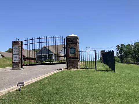 View/Area - 1005 Edinburgh Dr, Conway, AR 72034 photo 1 of 6
