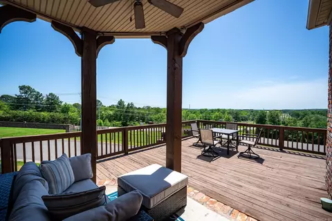 Exterior - 1005 Edinburgh Dr, Conway, AR 72034 photo 5 of 9