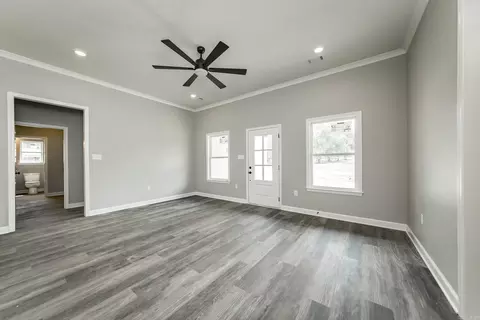 236 Gary St, Clinton, AR 72031 photo 3
