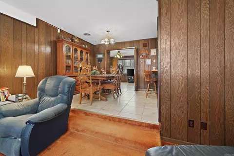 1207 W Maple Ave, De Queen, AR 71832 photo 11