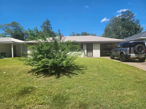 Exterior - 1807 W 32nd Ave, Pine Bluff, AR 71603 photo 3 of 5
