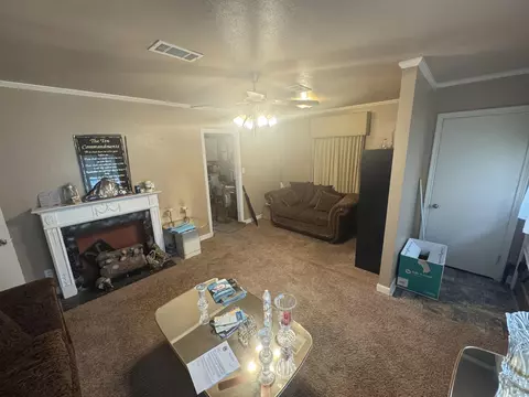 Living - 1807 W 32nd Ave, Pine Bluff, AR 71603 photo 2 of 2