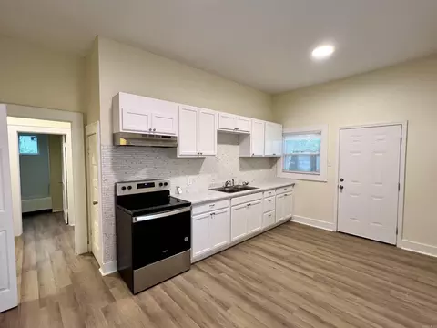 Kitchen - 624 Mann St, Malvern, AR 72104 photo 1 of 1
