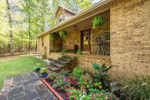 1758 Riverview Dr, Malvern, AR 72104 photo 1