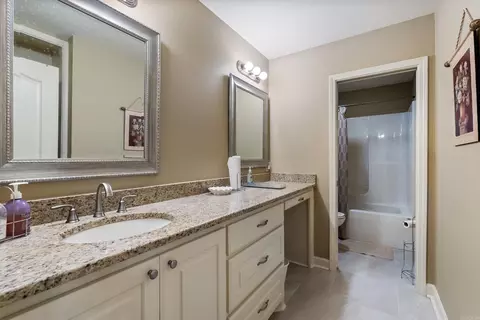 Bath - 2202 King St, Pine Bluff, AR 71601 photo 1 of 1