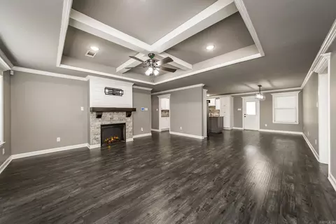Living - 17 Cimarron Cir, Cabot, AR 72023 photo 2 of 3