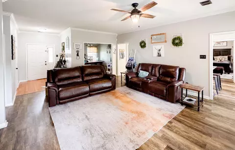 Living - 29 W Oak Dr, Cabot, AR 72023 photo 2 of 4